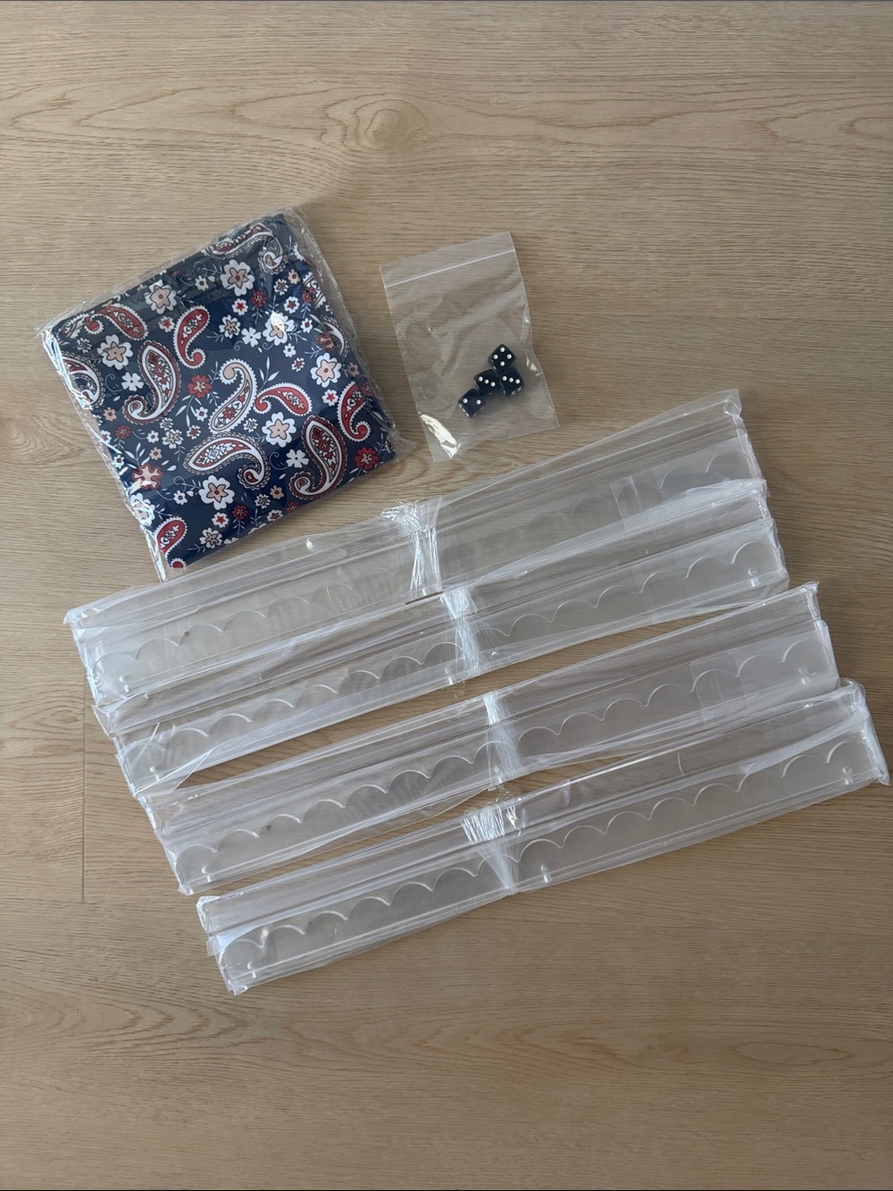 Clear Mahjong Racks Set with Magnetic Pushers - Picture 3 of 3